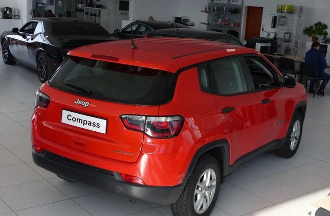 Jeep Compass cena 69999 przebieg: 42970, rok produkcji 2017 z Izbica Kujawska małe 191